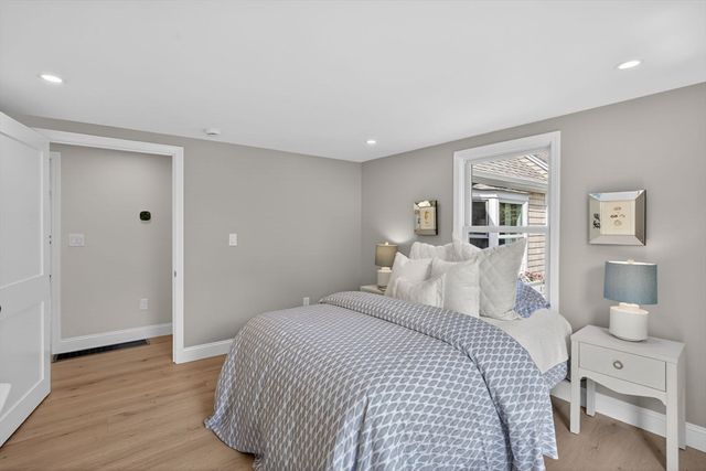 333 Old Comers Rd, Chatham, MA 02633