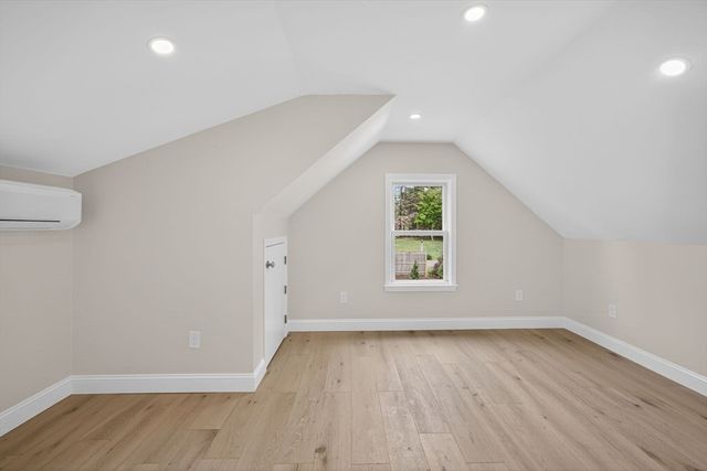 333 Old Comers Rd, Chatham, MA 02633