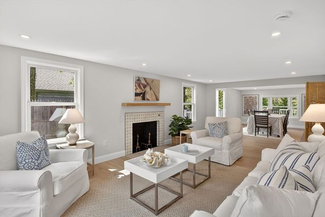 333 Old Comers Rd, Chatham, MA 02633