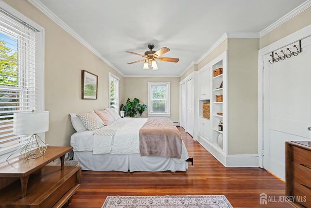 45 EGGERT Avenue, Metuchen, NJ 08840