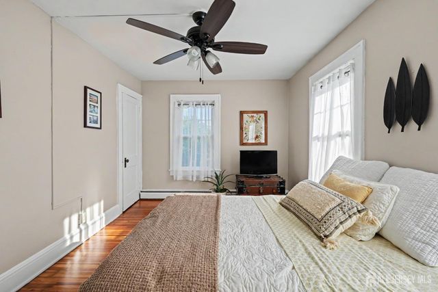 45 EGGERT Avenue, Metuchen, NJ 08840