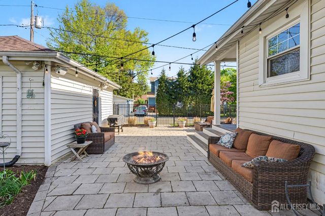 45 EGGERT Avenue, Metuchen, NJ 08840