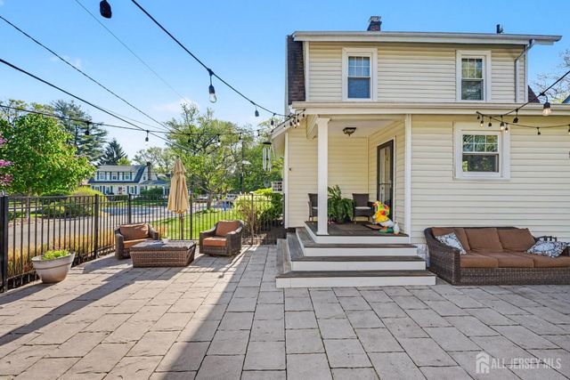 45 EGGERT Avenue, Metuchen, NJ 08840