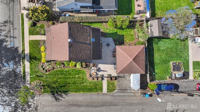 45 EGGERT Avenue, Metuchen, NJ 08840