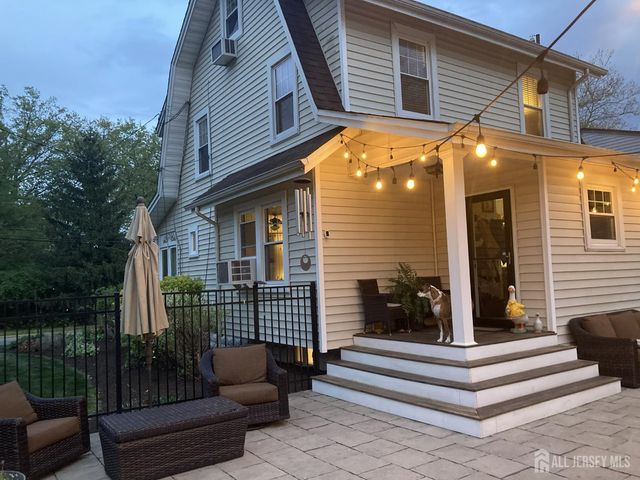 45 EGGERT Avenue, Metuchen, NJ 08840