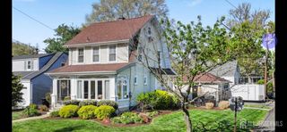 45 EGGERT Avenue, Metuchen, NJ 08840