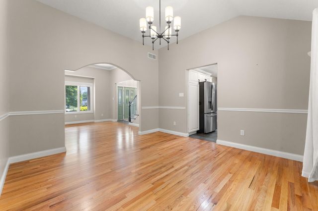 1658 Blue Heron Drive, Valparaiso, IN 46385