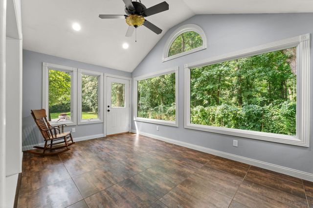 1658 Blue Heron Drive, Valparaiso, IN 46385