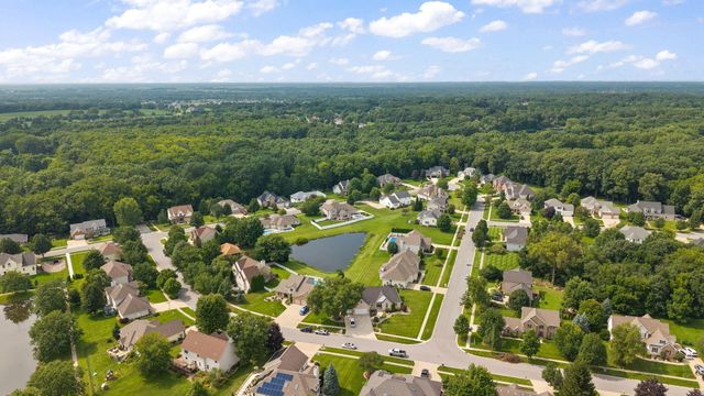 1658 Blue Heron Drive, Valparaiso, IN 46385