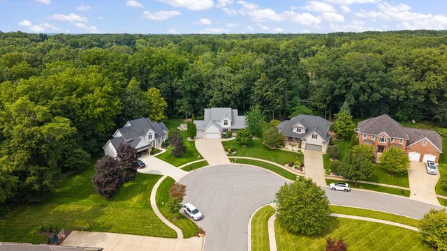 1658 Blue Heron Drive, Valparaiso, IN 46385