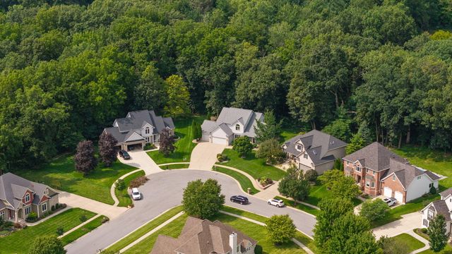 1658 Blue Heron Drive, Valparaiso, IN 46385