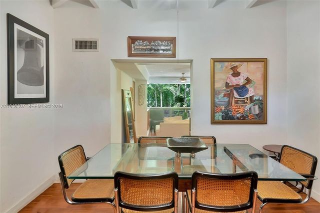 5845 SW 88th St, South Miami, FL 33156