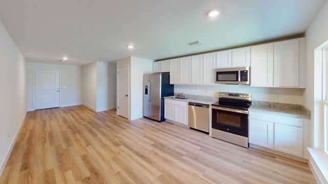 2710 Avenue Avenue E, Fort Pierce, FL 34947