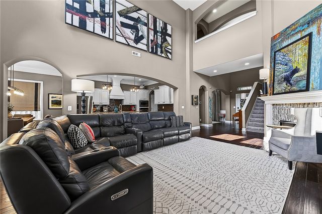 3724 N Jules Verne Avenue, Fayetteville, AR 72704