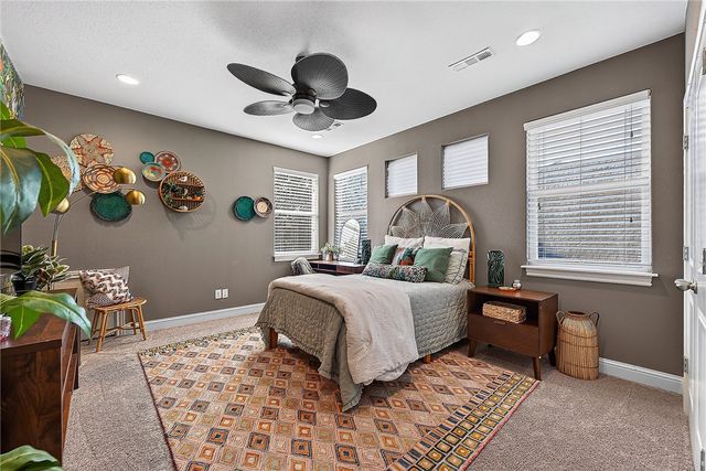 3724 N Jules Verne Avenue, Fayetteville, AR 72704