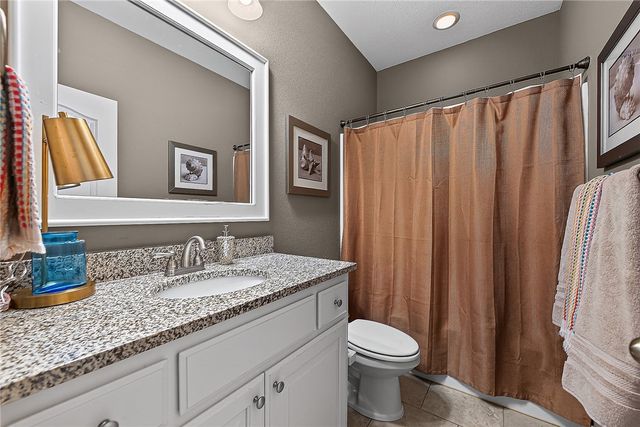 3724 N Jules Verne Avenue, Fayetteville, AR 72704