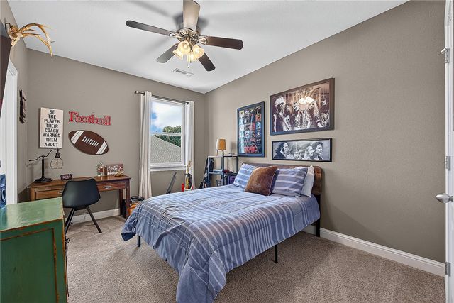 3724 N Jules Verne Avenue, Fayetteville, AR 72704