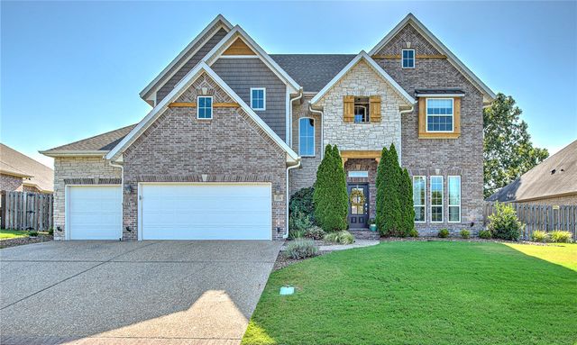 3724 N Jules Verne Avenue, Fayetteville, AR 72704