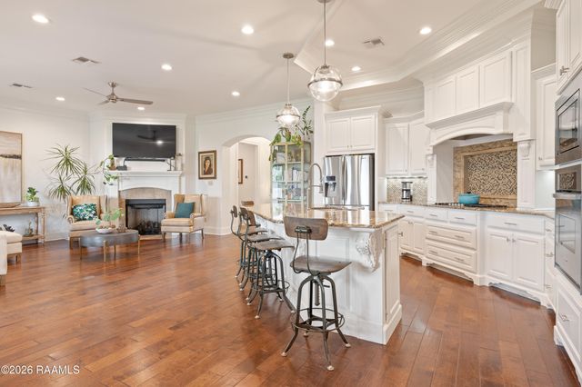 400 Boulder Creek Parkway, Lafayette, LA 70508
