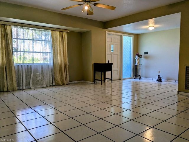 6759 Winkler RD, Fort Myers, FL 33919