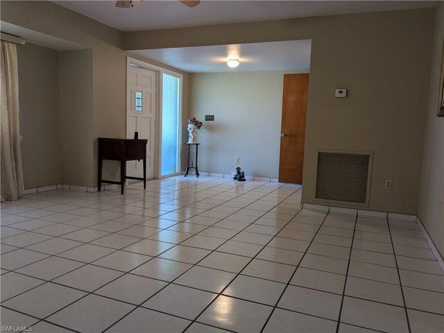 6759 Winkler RD, Fort Myers, FL 33919