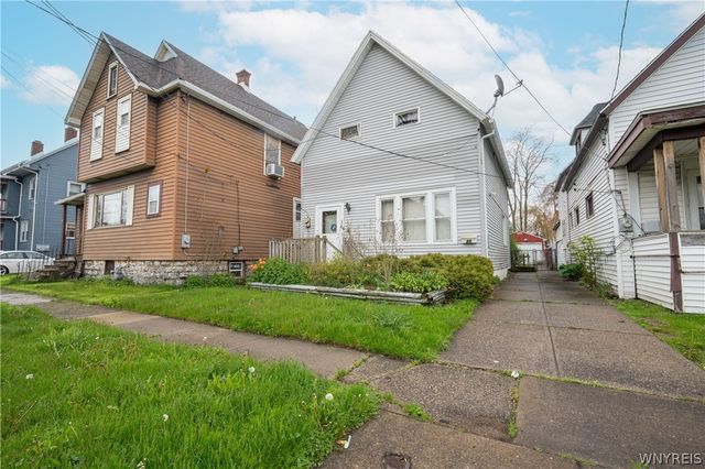 35 Troupe Street, Buffalo, NY 14210