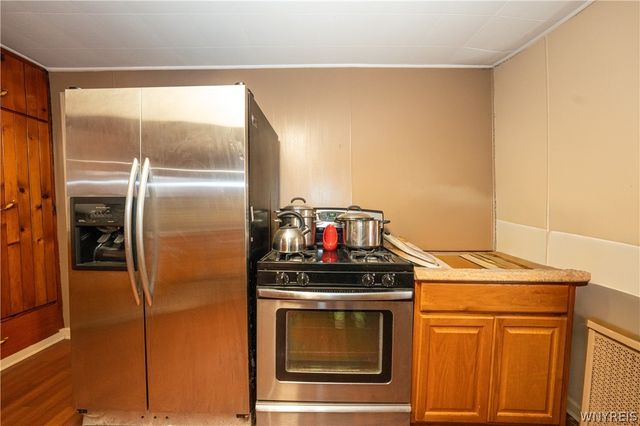 35 Troupe Street, Buffalo, NY 14210