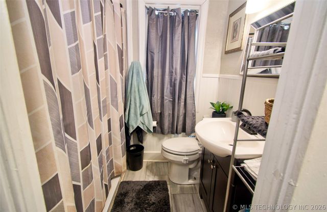 2419 W Okmulgee Street, Muskogee, OK 74401