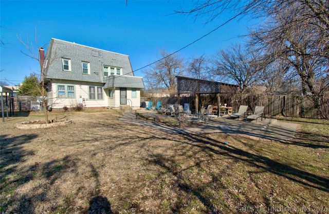 2419 W Okmulgee Street, Muskogee, OK 74401