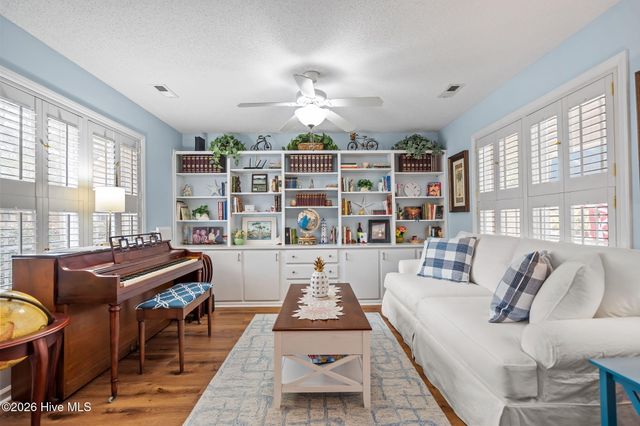 117 Lighthouse Drive, Carolina Beach, NC 28428