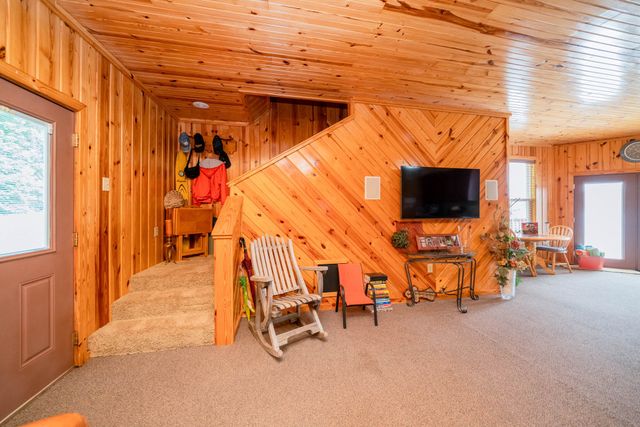 2636 Aqua Vista Drive, Jacksonville, TX 75766