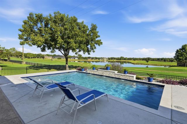 5613 Wedgefield Road, Granbury, TX 76049