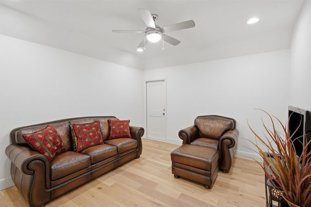 5613 Wedgefield Road, Granbury, TX 76049
