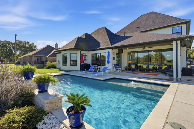 5613 Wedgefield Road, Granbury, TX 76049