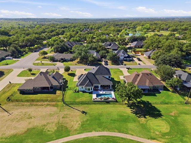 5613 Wedgefield Road, Granbury, TX 76049