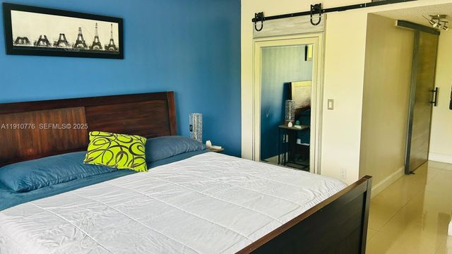 2600 S University Dr 229, Davie, FL 33328