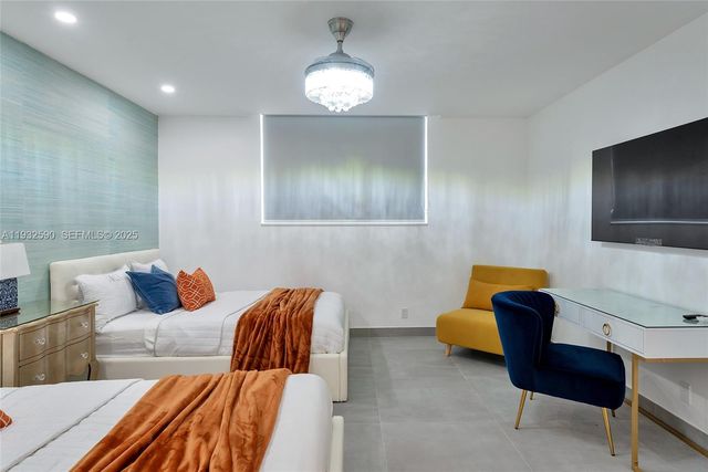 4001 S Ocean Dr 9F, Hollywood, FL 33019