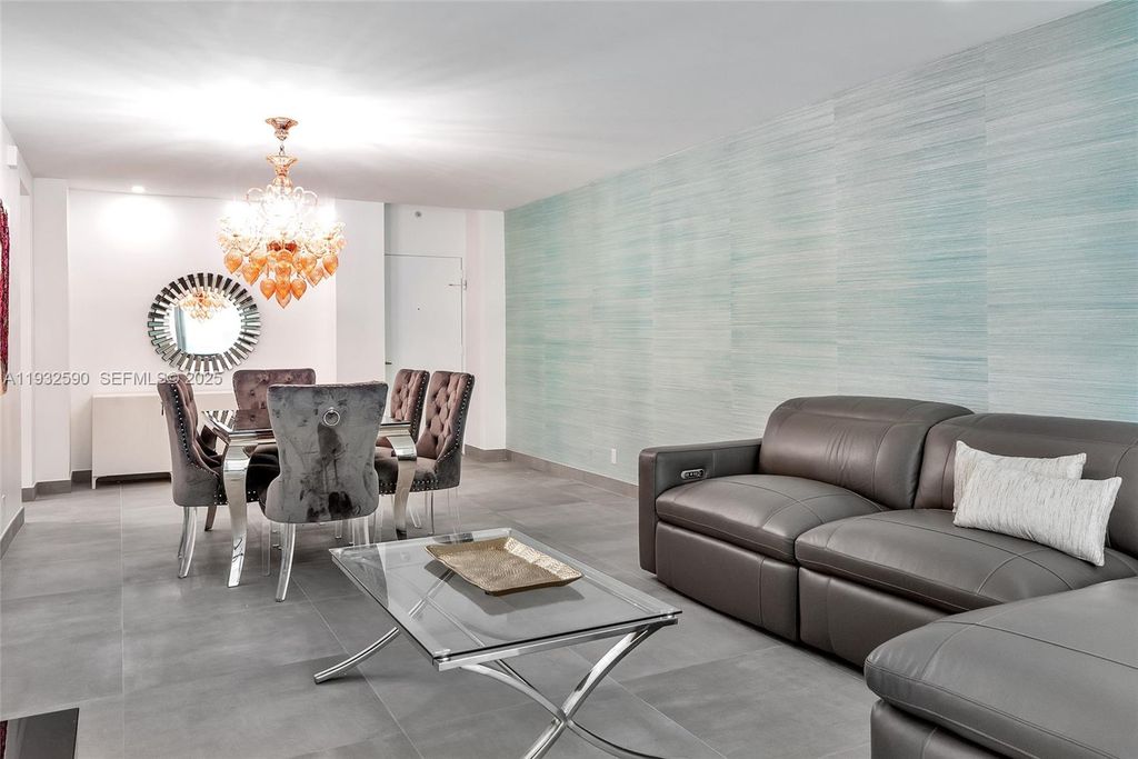 Image 10 of property listing at 4001 S Ocean Dr 9F, Hollywood, FL 33019