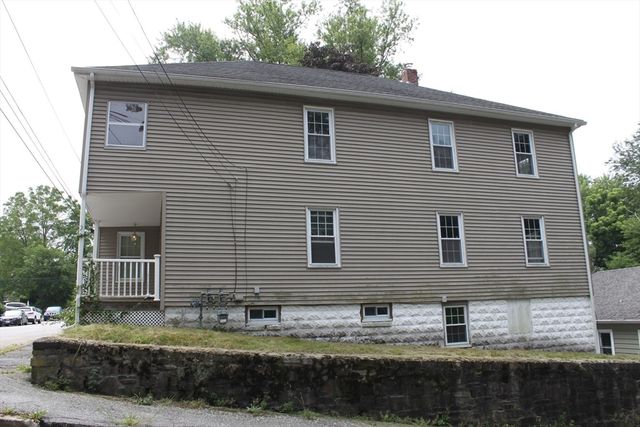404 High Street Ext, Webster, MA 01570