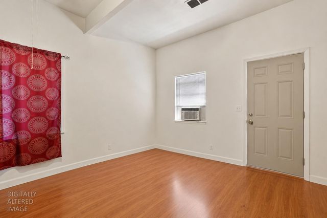 2297-2299 Beaumont St, Sacramento, CA 95815