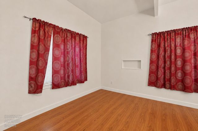 2297-2299 Beaumont St, Sacramento, CA 95815