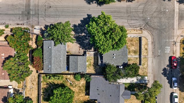 2297-2299 Beaumont St, Sacramento, CA 95815