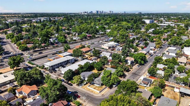2297-2299 Beaumont St, Sacramento, CA 95815