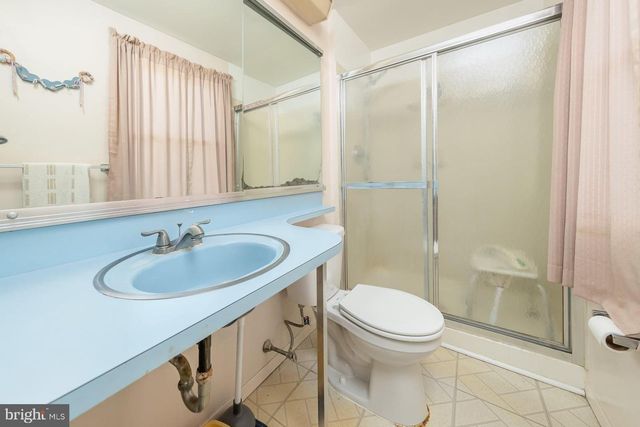40 NORWOOD LN, Willingboro, NJ 08046