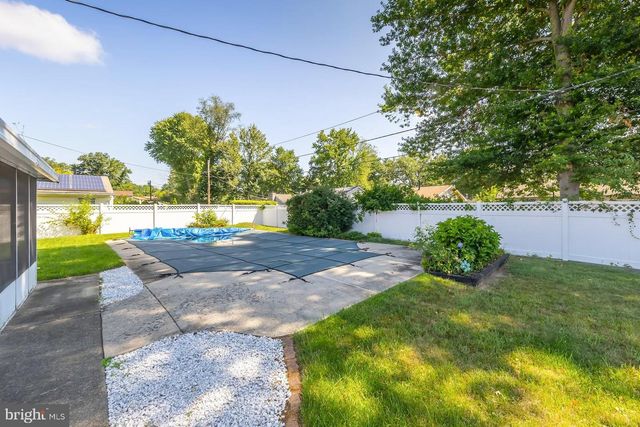40 NORWOOD LN, Willingboro, NJ 08046