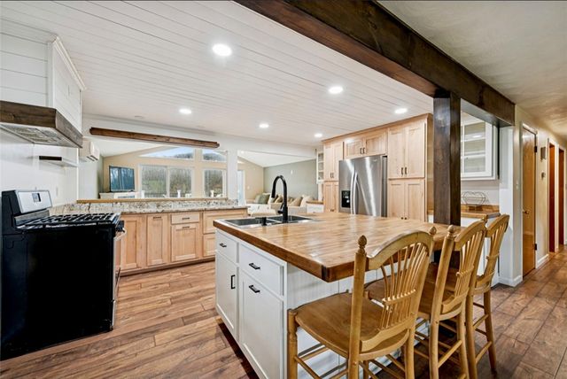 501 State Route 356, Allegheny Twp, PA 15613