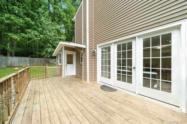 2 Echo Trail, Monroe, NY 10950
