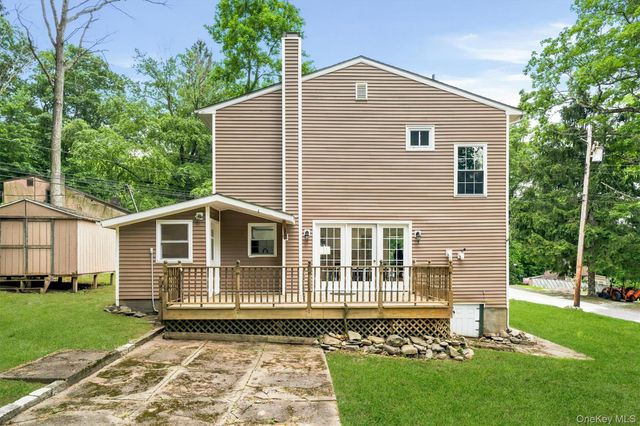 2 Echo Trail, Monroe, NY 10950