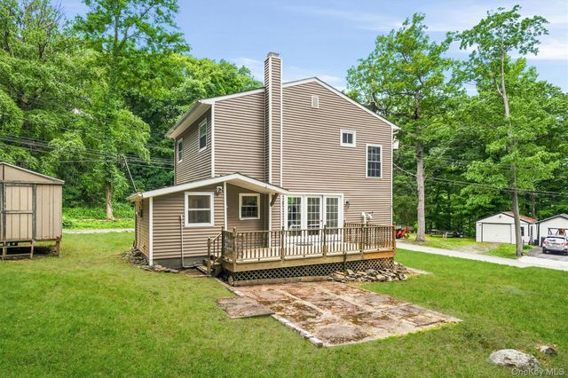 2 Echo Trail, Monroe, NY 10950