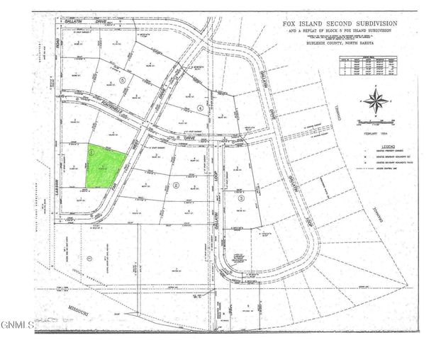2370 Far West Drive, Bismarck, ND 58504 property photo